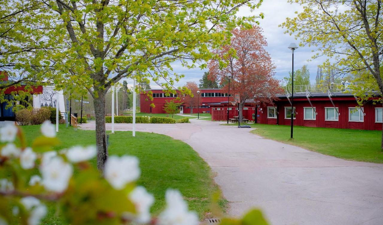 Karlskoga Folkhoegskola Vandrarhem Udden Exterior foto